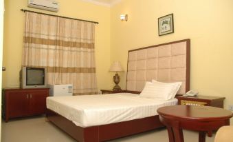 Spintex Inn - Housity