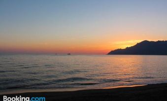 2 Bedrooms Bungalow at Marina di Camerota 60 m Away from the Beach with Enclosed Garden and Wifi