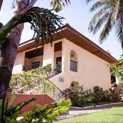 Ocean Bay Hotel & Resort Hotel Exterior