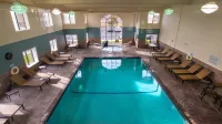 Holiday Inn Express & Suites BUFFALO-AIRPORT by IHG