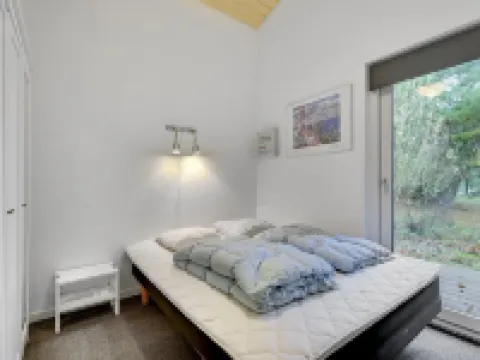 "France" - 1.1km from the Sea