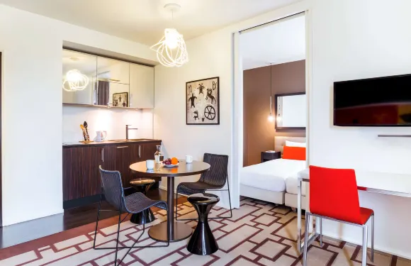 塞里斯 - 歐洲之谷阿德吉奧公寓酒店