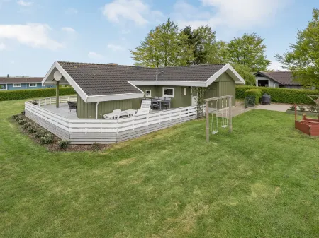 "Guldborg" - 400m to the Fjord Отели в г. Egernsund