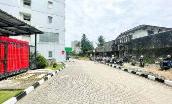 RedLiving Apartemen Green Lake View Ciputat - Pelangi Rooms 2 Tower E
