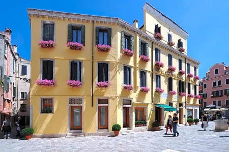 Hotel Santa Marina