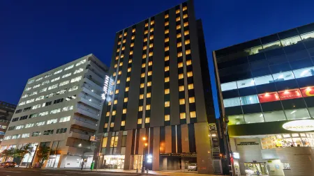 Jr Inn Sapporo Kita 2 Jo Отели рядом с достопримечательностью «Shin Kotoni Shrine»