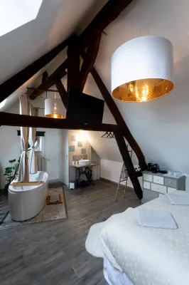 La Tour Aux Grains Chambres Autonomes Hotels in Langon