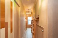 Trawl Troll Hotels in Kamakura