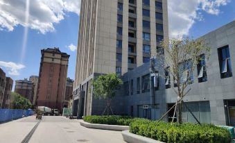 Xiji LOFT Boutique Homestay (Yanjing Institute of Technology)