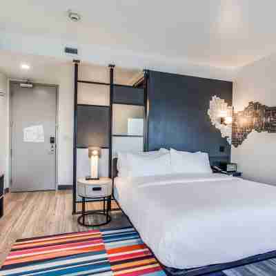 Aloft Dallas Arlington Entertainment District Rooms