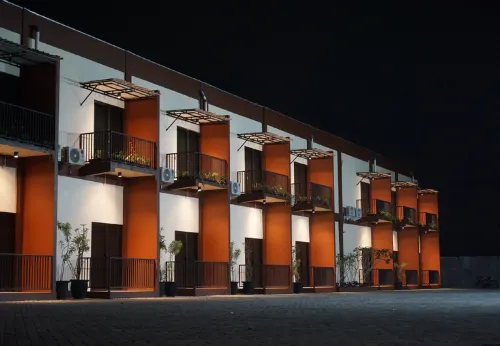 Miami Guest House Hotels in Kepanjen