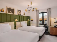 Marty Hotel Bordeaux - Tapestry Collection by Hilton Hotels near Meriadeck