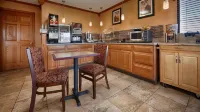 Best Western Martinsville Inn - 朝食