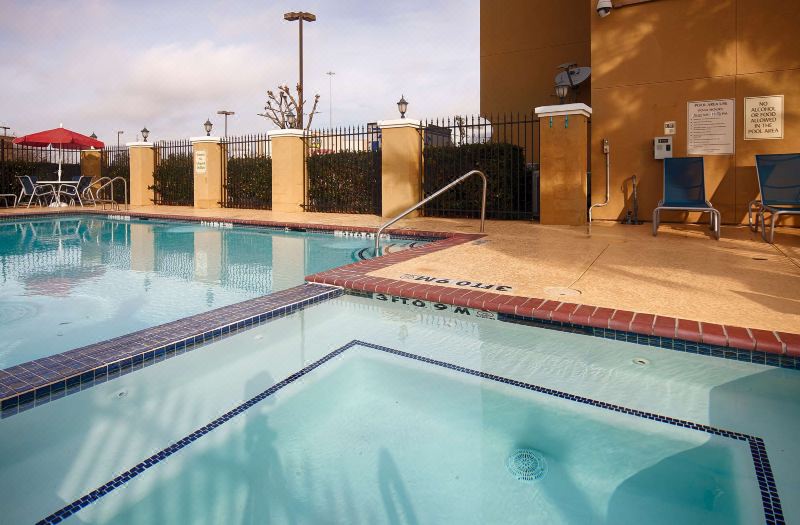 Best Western Plus Katy Inn Suites photo 2