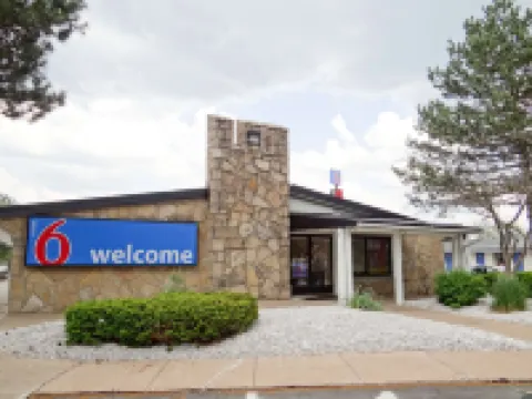 Motel 6 Erie, PA Các khách sạn ở 