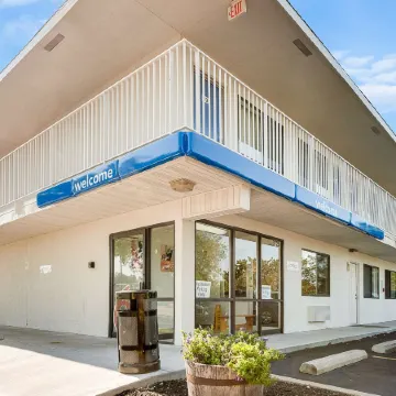 Motel 6 Lenexa, KS - Kansas City Southwest
