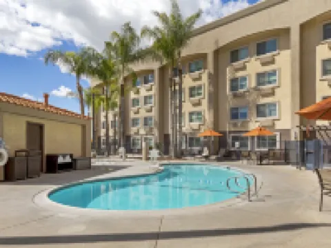 Holiday Inn Express SAN BERNARDINO - COLTON by IHG Hoteles en Colton