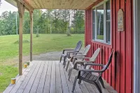 Picturesque Cabin set on 150-acre farm, 5-minute drive to Chautauqua Institute Hotels in Chautauqua County
