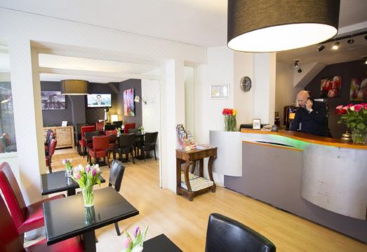 암스테르담 호텔 내부 전경