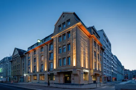 Best Western Metz Centre Gare Отели рядом с достопримечательностью «Templar's Chapel»