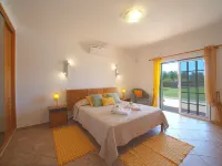 Alto da Rafoia Hotels near Arco Natural