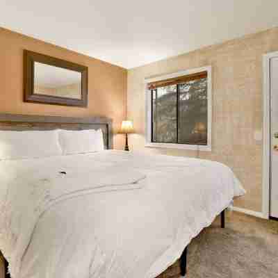 2265-Bear Meadows Ski Chalet home Rooms