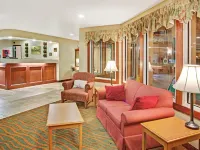 Baymont by Wyndham Indianapolis - balcón
