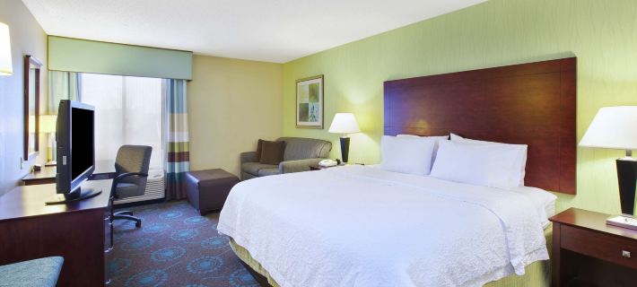 Larkspur Landing South Bend Hotels in Clay Township