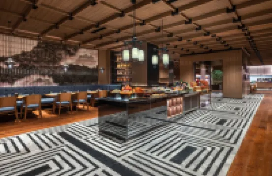 포 포인트 바이 쉐라톤 광저우, 바이윈 광저우 호텔