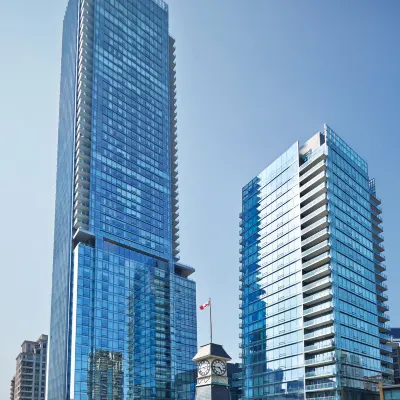 Four Seasons Hotel Toronto Отели рядом с достопримечательностью «Научный центр Онтарио»