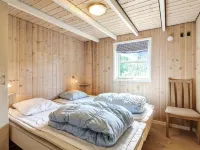 "Arlett" - 950m from the Sea