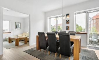 Cozy 2-Bed Apartment in Aalborg