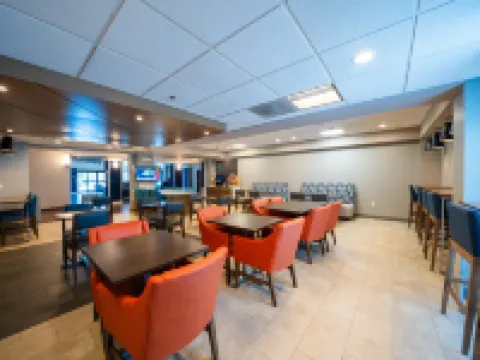 Holiday Inn Express & Suites TAMPA NORTHWEST-OLDSMAR by IHG Hotels in Oldsmar