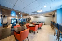 Holiday Inn Express & Suites Tampa Northwest-Oldsmar Hotels in Oldsmar