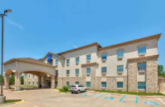 Baymont Inn & Suites by Wyndham Glen Rose