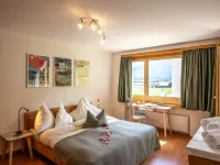 Chesa Muntarütsch Hotels in der Nähe von Neuapostolische Kirche Schweiz