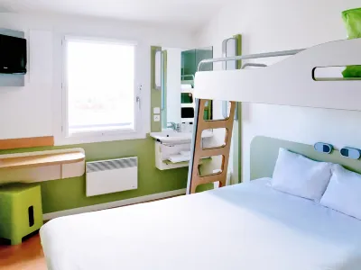 Ibis Budget Honfleur Centre-Ville Hotels near Maison La Goulue