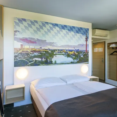 B&B HOTEL München City-Nord Hôtels à proximité de : Parc des expositions MOC