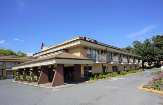 烏希伊夫堡酒店