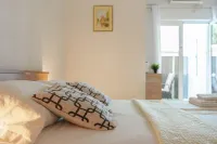Studio for 2 People - Split Region with Sea View - Close to Commodities - Apartments