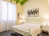 Baby Hotels near Ex Cotonificio Cantoni
