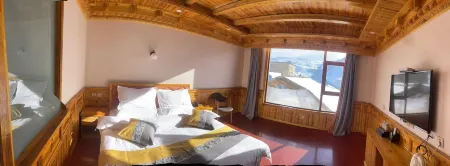 Tagong Grassland Tuoma Homestay