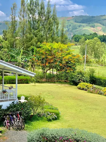 รูปภาพของมิสตี้ อิงลิช คอตเทจ