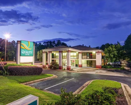 Quality Inn Stone Mountain Отели рядом с достопримечательностью «My Secret Garden»