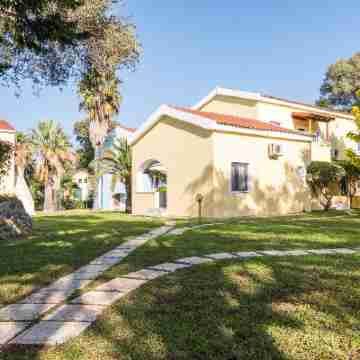 Helion Villas and Apartments Hotel Exterior