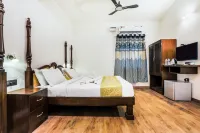 Beach House Hotel