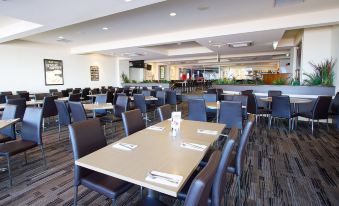 Esplanade Hotel Adelaide
