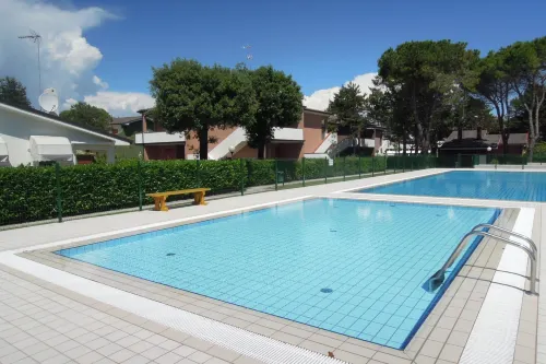 Appartamento moderno con piscine - Beahost