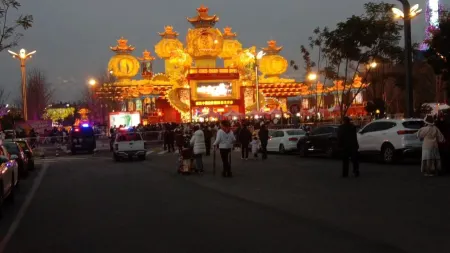 Wochao Tingquan Apartment (Beiyi Road) Отели рядом с достопримечательностью «Jiangjie Hometown Scenic Area»