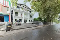 Urbanview Hotels 99 Syariah Banjarbaru